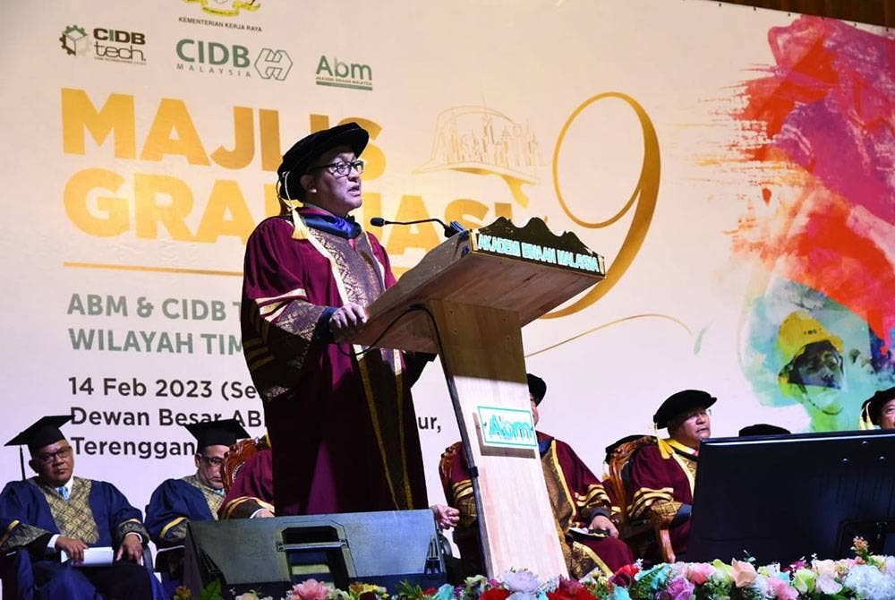 Ahmad 'Asri menyampaikan ucapan pada majlis.