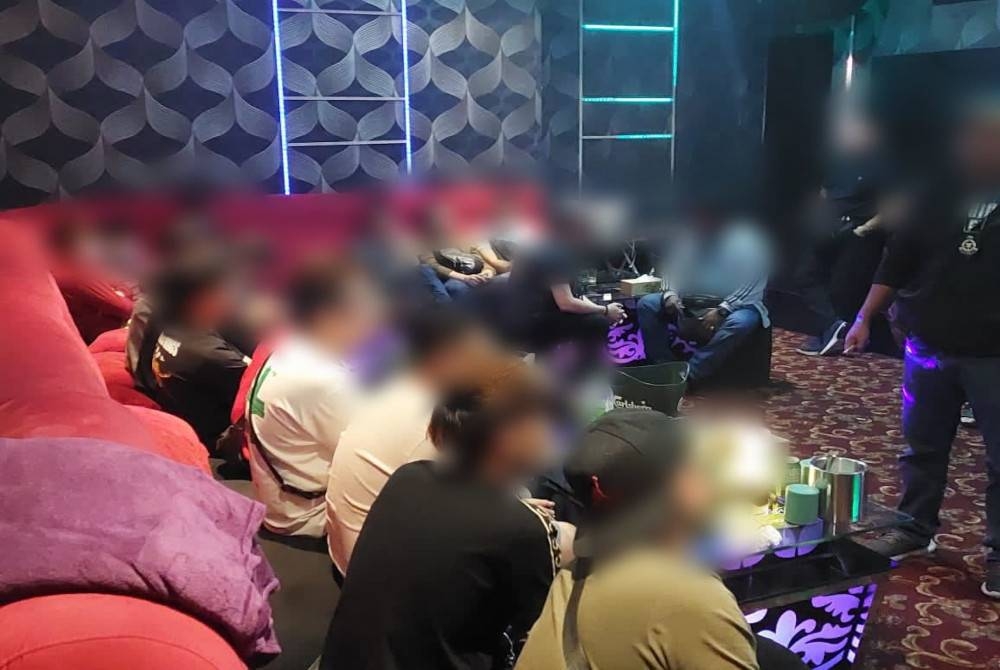 Antara individu yang diperiksa dalam serbuan di sebuah pusat hiburan di Lembah Klang baru-baru ini.