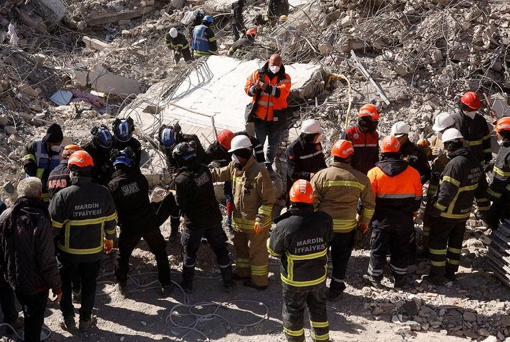Dua gempa bumi kuat yang menggegarkan Turkiye baru-baru ini telah merosakkan 84,726 bangunan. - Foto Bernama