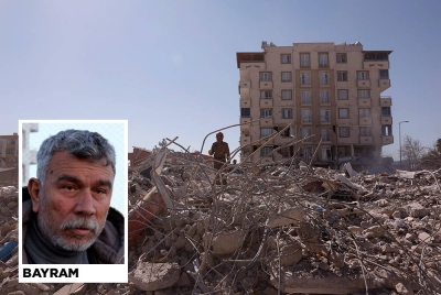 Gempa bumi memusnahkan kompleks pangsapuri tujuh tingkat yang didiami Bayram yang terletak berhampiran Stadium Nurdagi.