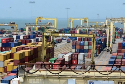 Malaysia mengekalkan prestasi perdagangan yang memberangsangkan pada Januari 2023. - Gambar hiasan