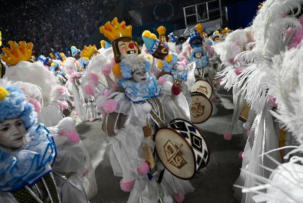 Sebanyak 12 sekolah samba terbaik di bandar berkenaan bersaing untuk merebut gelaran juara.