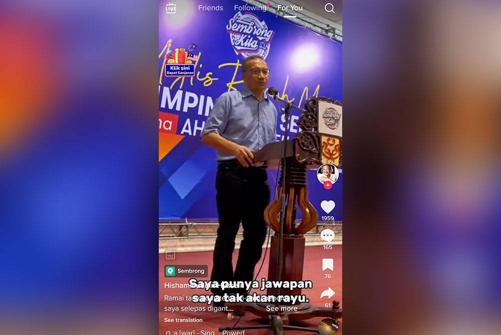 Tangkap layar video di TikTok Hishammuddin.