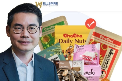 Mo Guopiao (Gambar kiri) bersama produk keluaran Wellspire Holdings Bhd