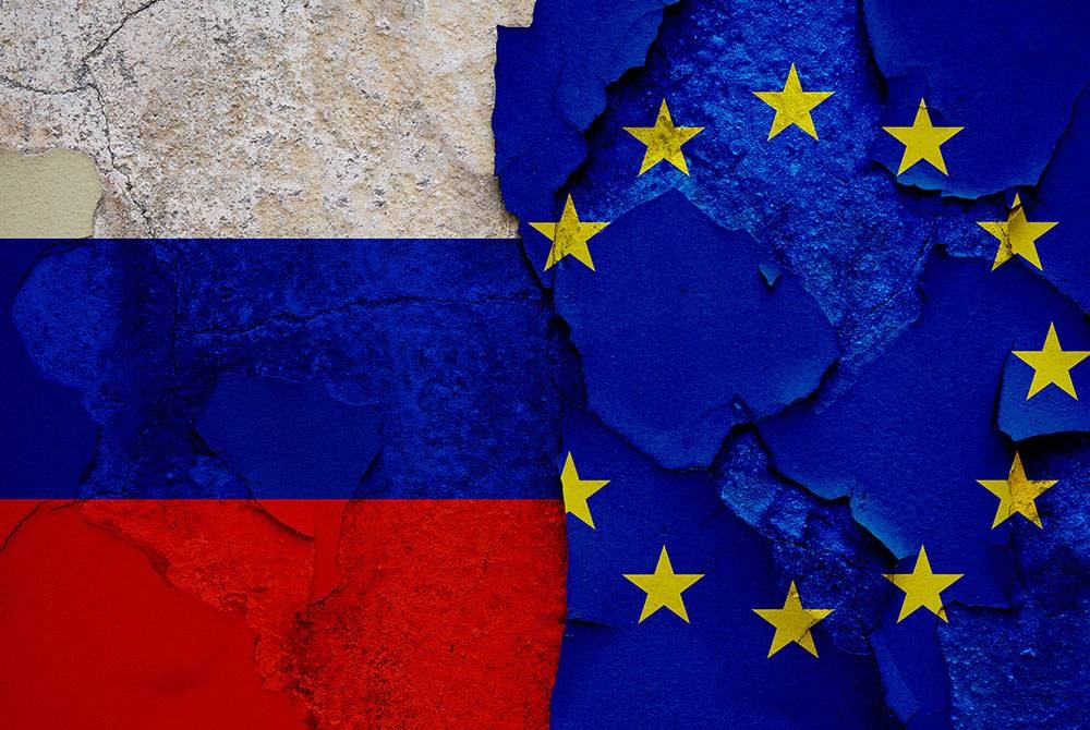 EU pada Jumaat meluluskan sekatan baharu terhadap Rusia melibatkan larangan perdagangan baharu serta kawalan eksport ke atas produk dan teknologi yang boleh digunakan untuk tujuan awam dan ketenteraan. - Foto hiasan 123rf
