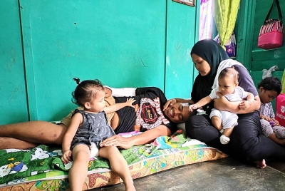 Siti Nurliyana mengharapkan suami tercinta sembuh suatu hari nanti.