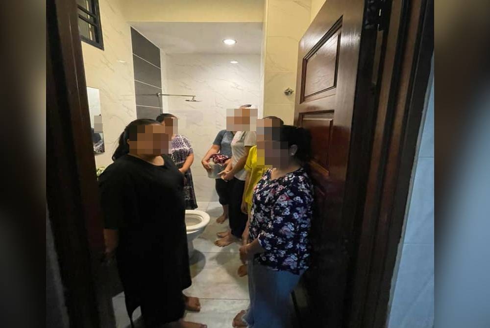 Antara wanita warga Indonesia yang diberkas dalam serbuan di sebuah kediaman dimiliki pasangan suami isteri bergelar Datuk dan Datin pada 16 Februari lalu.