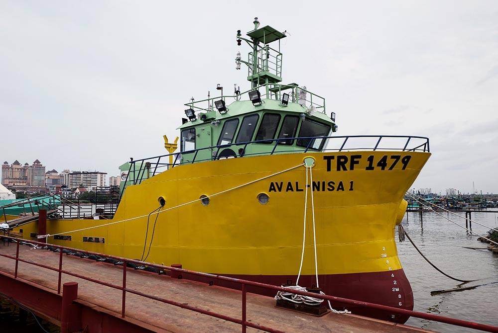 Projek Pembinaan Kapal Penangkapan Ikan Moden (C2) Milik Syarikat Amir Vision Sdn Bhd di MSET Shipbuilding Corporation Sdn Bhd, Pulau Duyong pada Sabtu. - Foto: Bernama