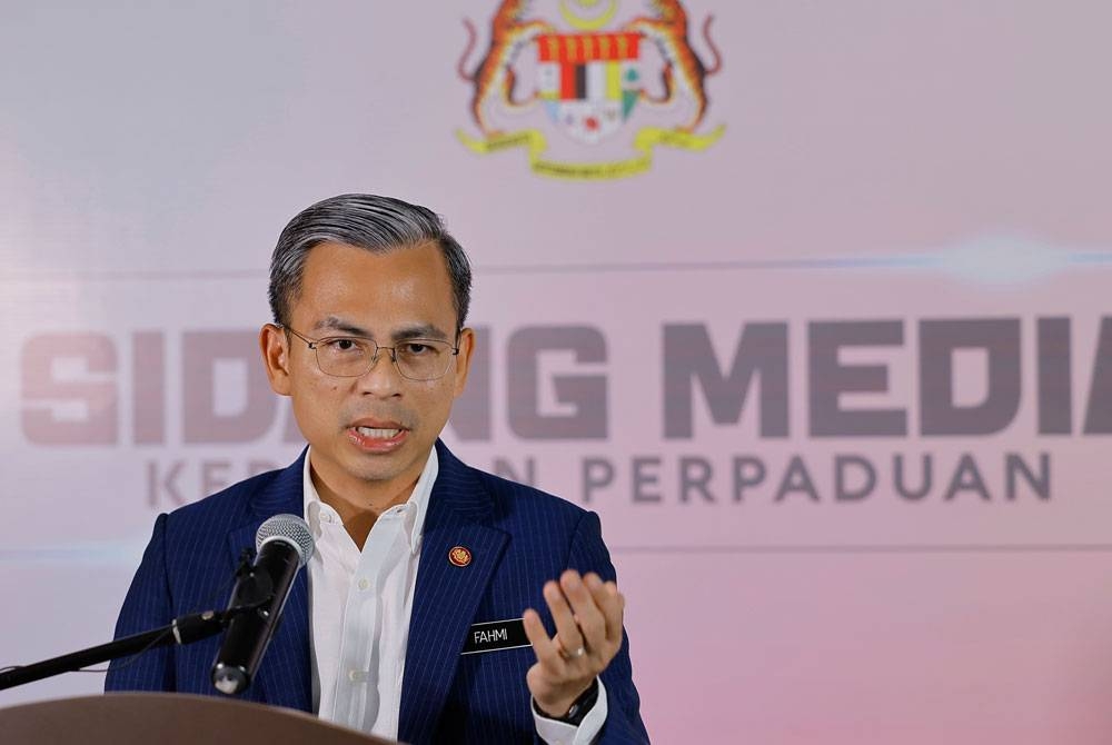 Fahmi Fadzil - Foto Bernama.