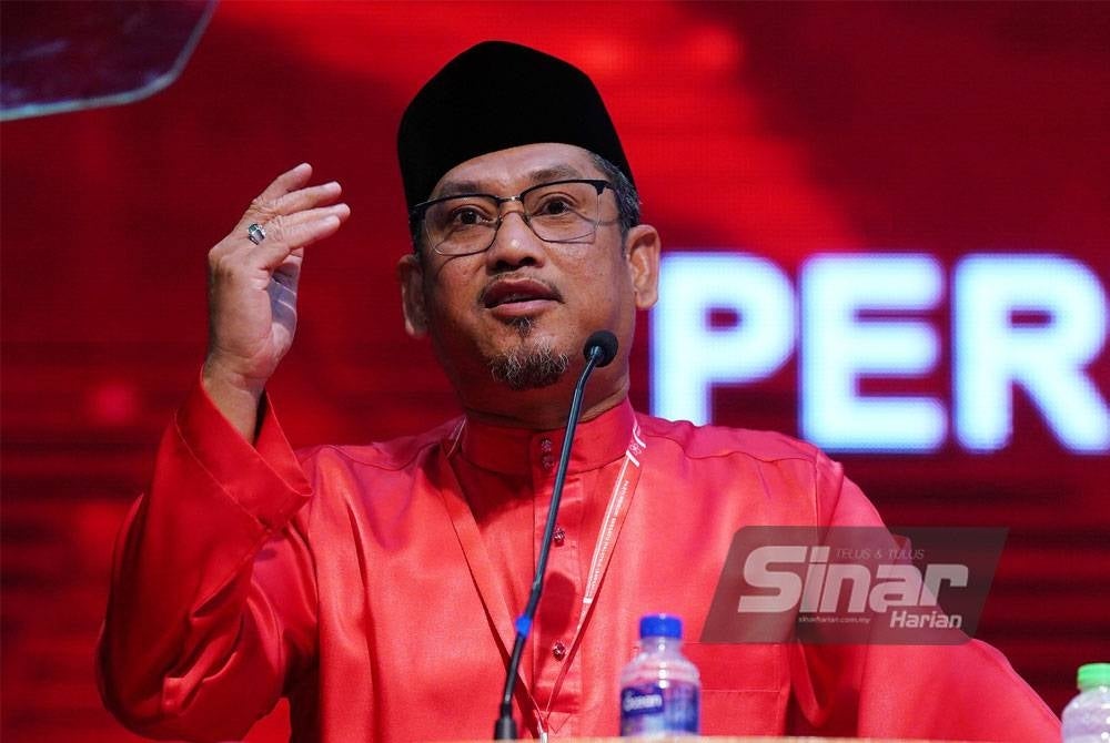 Ahmad Faizal ketika berucap dalam ucapan penggulungan sempena Perhimpunan Agung Bersatu di Menara PGRM di sini. - FOTO SINAR HARIAN/ROSLI TALIB