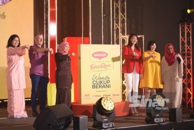 Pelancaran PMWCBM 2023 yang dilancarkan oleh Nancy (tiga dari kiri) bersama Gheeta Balakrishna, Juan Aranols berlangsung di Le Meridien Hotel, Petaling Jaya pada Isnin. - Foto Sinar Harian RAFEQ REDZUAN