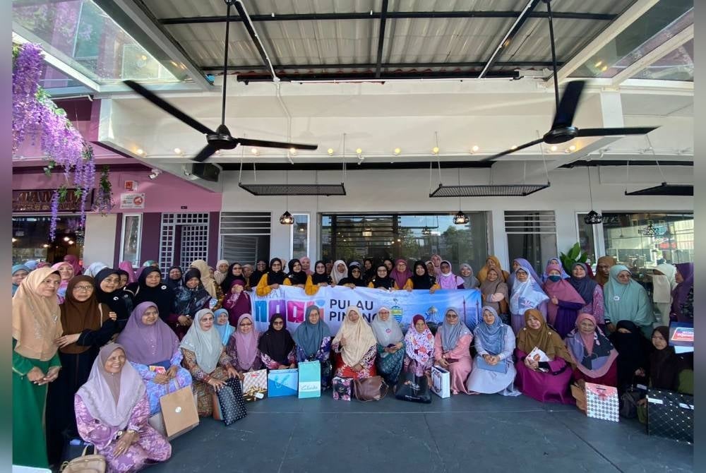 Wakil Rumah Ngaji Pulau Pinang bergambar bersama selepas selesai majlis sarapan mesra yang dianjurkan baru-baru ini.