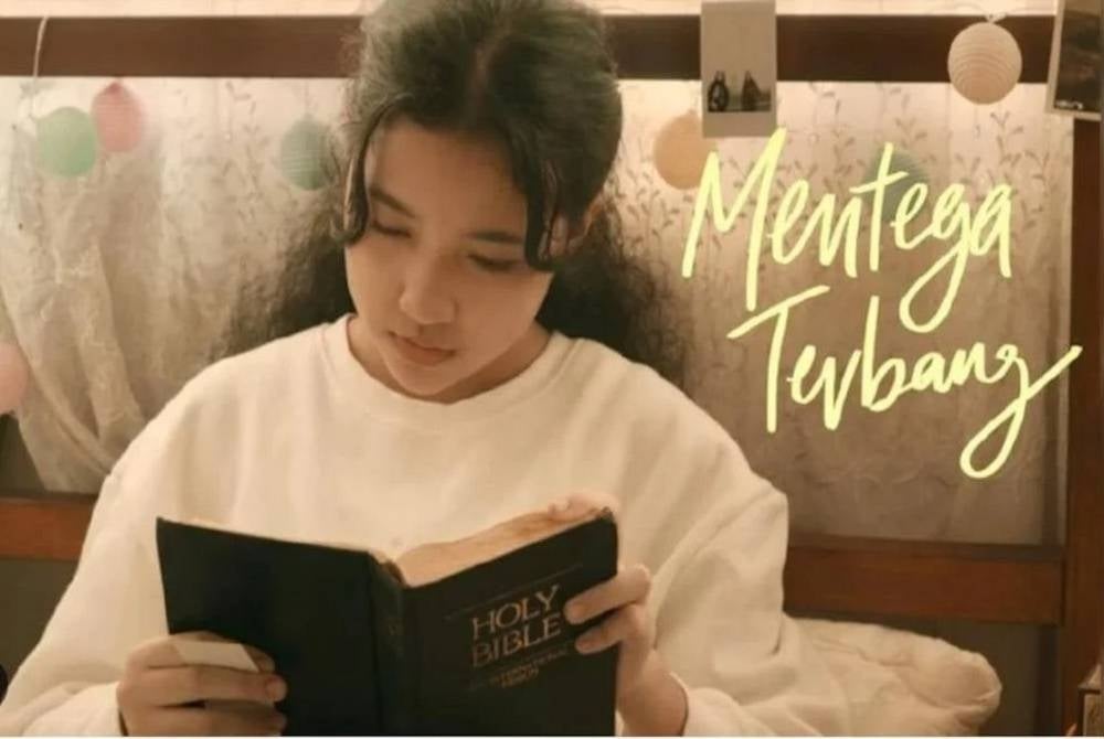 Mentega Terbang yang menyentuh perbezaan dan persamaan agama utama di Malaysia mendapat kritikan orang ramai dan juga artis.