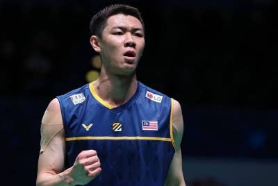 Zii Jia bakal berentap dengan Yu Qi dalam aksi separuh akhir Seluruh England pada Sabtu.