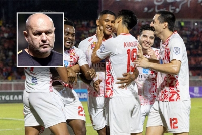 City Boys meraikan gol yang terhasil pada separuh masa kedua. (Gambar kecil: Bojan Hodak)