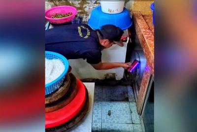 JKNK mengarahkan 10 premis di daerah ini ditutup selepas tidak mencapai standard kebersihan yang ditetapkan.