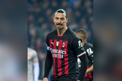 Ibrahimovic menjaringkan gol buat Milan pada usia 41 tahun. -Foto AFP.