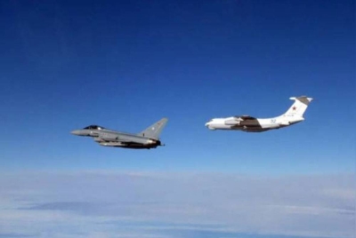 Operasi itu sebagai jaminan bahawa UK dan Jerman bersama sekutu NATO yang lain membantu sekutu Estonia mereka dalam tempoh yang tegang ini. - AP