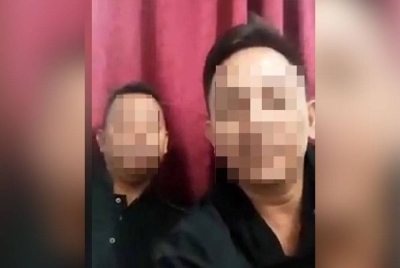 Tular rakaman video berdurasi 52 saat dalam media sosial memaparkan dua lelaki dipercayai menghina Nabi Muhammad SAW.