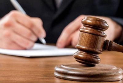 Seorang ibu tunggal dijatuhi hukuman denda RM2,500 oleh Mahkamah Majistret di sini pada Khamis selepas mengaku bersalah atas pertuduhan melacurkan diri di sebuah hotel di sini, Ahad lepas. - Gambar hiasan