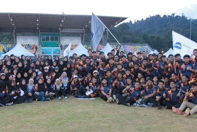 Kontinjen Pusat Tamhidi capai sasaran pingat di Sukan Asasi Malaysia yang berlangsung di Pusat Asasi UIAM Gambang, Pahang baru-baru ini.