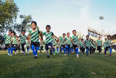 MILO yang sinonim dengan penganjuran pertandingan sukan di peringkat bawah umur tetap komited untuk memantapkan lagi pembangunan sukan di peringkat akar umbi dan mengalu-alukan penglibatan FAM.