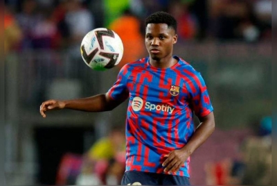 Ansu menyertai skuad remaja Barcelona pada 2012. - Foto Agensi