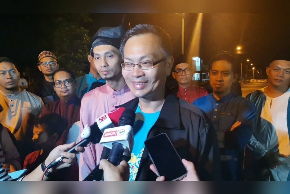 Muhammad Adam ketika ditemui pemberita pada Ahad.