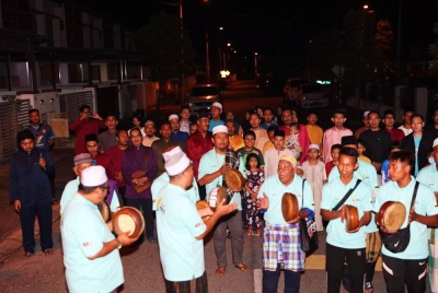 Perarakan kejut sahur yang pertama kali diadakan itu merupakan inisiatif KRT Taman Klebang Putra 1 bersama Kelab Rebana Klebang Putra bagi mengimarahkan bulan Ramadan.