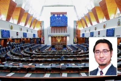 Pembangkang bertindak keluar dewan susulan tidak berpuas hati dengan usul membahaskan pengeluaran Kumpulan Wang Simpanan Pekerja (KWSP) yang ditolak. (Gambar kecil: Wan Ahmad Fayhsal)