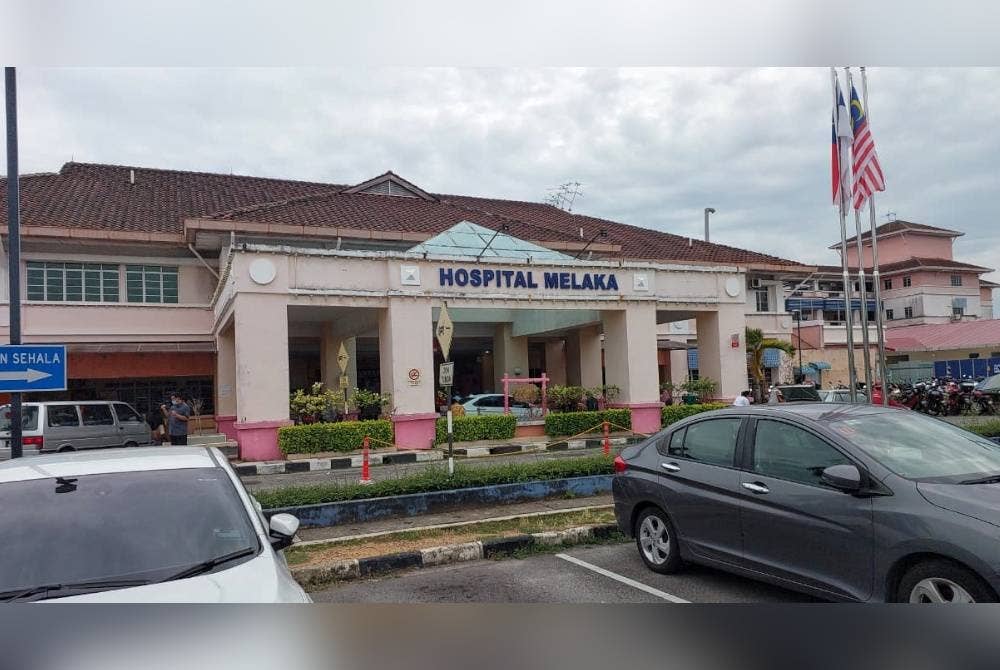 Keadan hari kedua di Hospital Melaka tenang seperti tinjauan yang dilakukan semalam.
