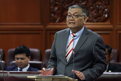 Shamsul Anuar pada Persidangan Dewan Negara di Bangunan Parlimen pada Selasa. - Foto Bernama