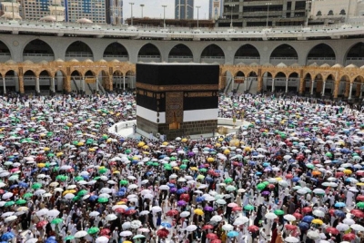 Kerajaan Arab Saudi melalui pengurusan Jabatan Tertinggi bagi Hal Ehwal Masjidil Haram dan Masjid Nabawi berusaha menyediakan perkhidmatan yang berkualiti kepada lebih 19 juta jemaah yang mengerjakan umrah sepanjang 20 hari Ramadan di Masjidil Haram. - Foto media sosial