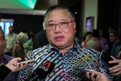 King Sing bercakap pada temu bual bersama media ketika hadir ke Majlis Iftar Menteri Pelancongan, Seni dan Budaya Malaysia Bersama Diplomat Asing Di Malaysia, pada Khamis. - Foto Bernama