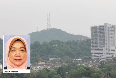 Keadaan jerebu di sekitar daerah Kuala Terengganu yang dirakam sekitar jam 5 petang pada Isnin.