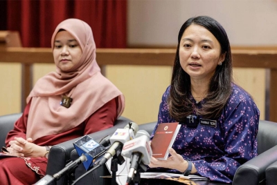 Hannah ketika sidang akhbar Majlis Menandatangani Akuan Sokongan Kod Sukan Selamat bersama KPM dan KPT di Menara KBS, Putrajaya pada Selasa. - FOTO: BERNAMA