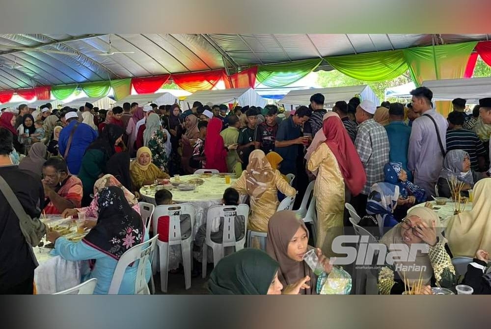 Sebanyak 28 menu disajikan kepada pengunjung yang dijangka mencecah 50,000 orang.