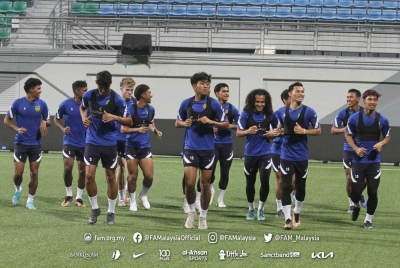 Skuad muda negara menggalas tugas berat memburu 'ibu emas' pada Sukan SEA Kemboja. Foto Facebook FAM