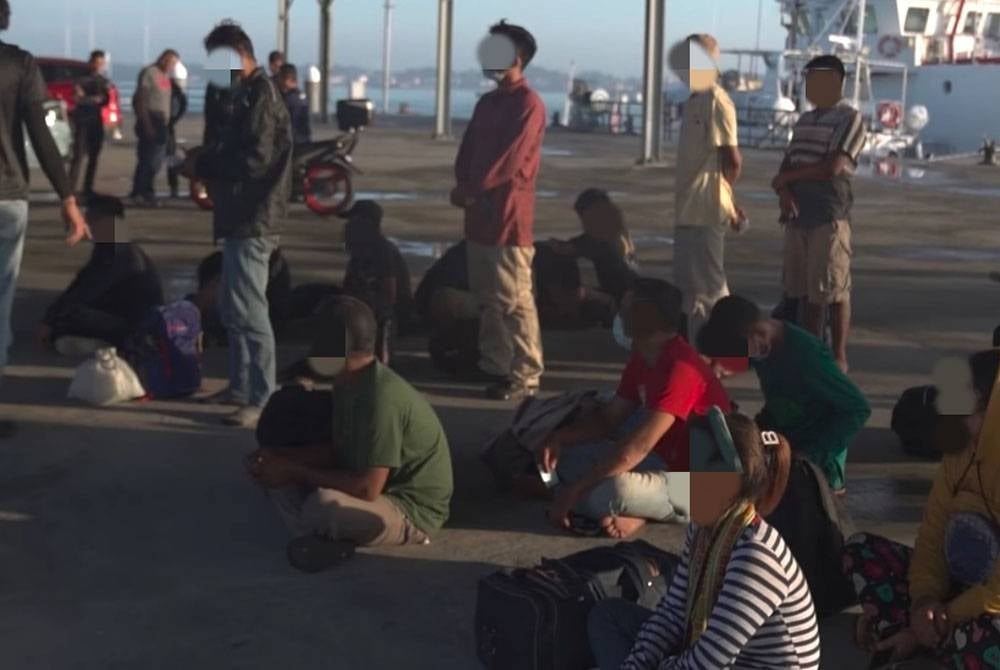 Op Pintas di pantai Sekinchan, Selangor pada Selasa berjaya menahan tekong dan migran.
