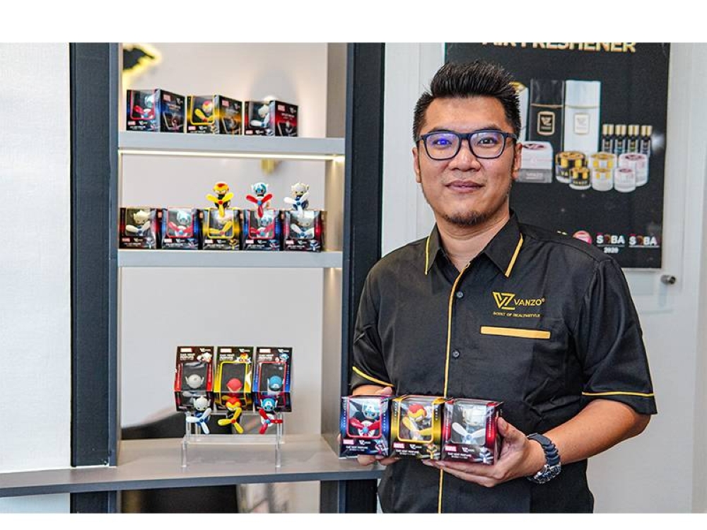 Pengurus VANZO, Michael Tan, berkongsi kegembiraannya kerana dapat bekerjasama dengan “Super Heroes” Marvel untuk melancarkan VANZO x Marvel Car Vent Perfume baharu.
