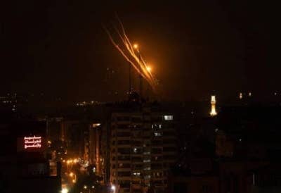 Jet tempur Israel pada Khamis meneruskan serangan udara di Semenanjung Gaza untuk hari ketiga berturut-turut. - Foto AP