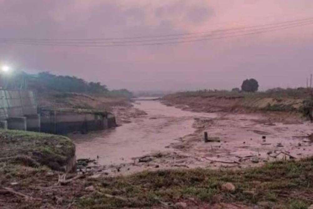 PBAPP tidak dapat memastikan punca sebenar yang menyebabkan paras Sungai Muda turun mendadak. - Foto Awani