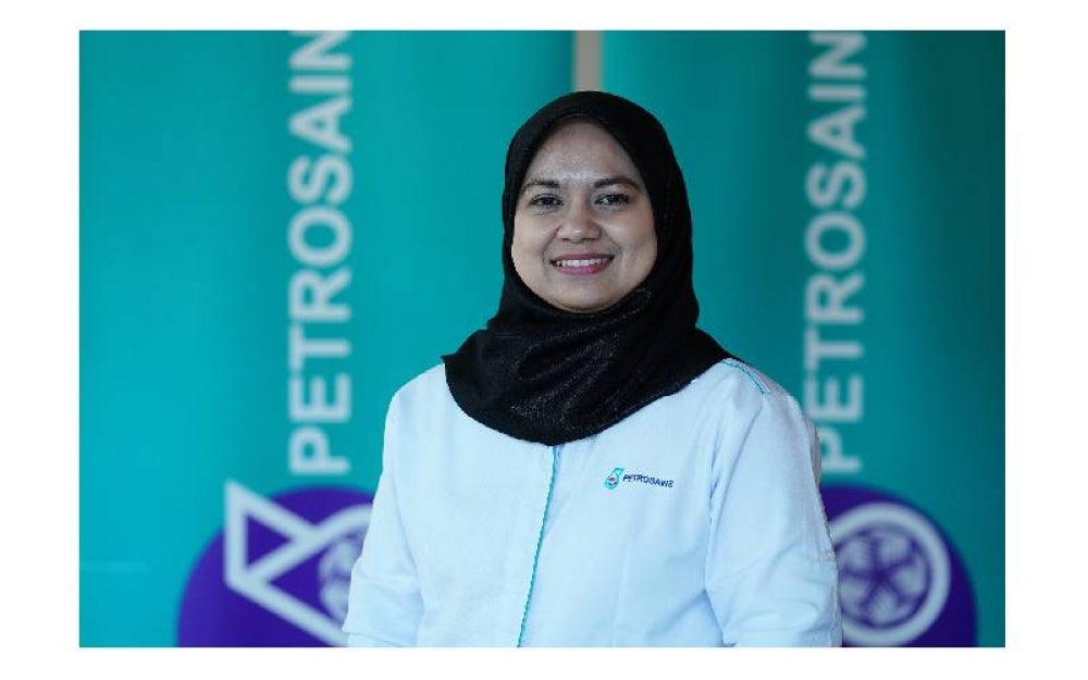 Petrosains komited dalam membantu melahirkan bakat muda yang mempunyai keupayaan berinovasi secara lestari yang penting dalam memacu pembangunan negara secara mampan pada masa akan datang - Norhana.