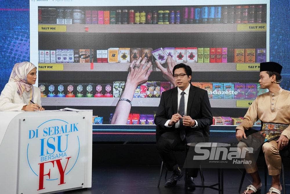 Di Sebalik Isu Bersama Finaz Yunus membincangkan isu bertajuk ‘Cukup Selamatkah Vape di Malaysia sebagai Pengganti Rokok?’ yang disiarkan secara langsung di Facebook Sinar Harian pada Jumaat. - Foto Sinar Harian/ROSLI TALIB