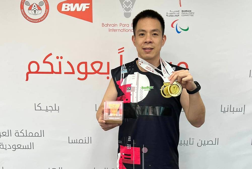 Liek Hou membolot dua gelaran juara pada Kejohanan Badminton Para Antarabangsa Bahrain, pada Selasa. - Foto Facebook Cheah Liek Hou