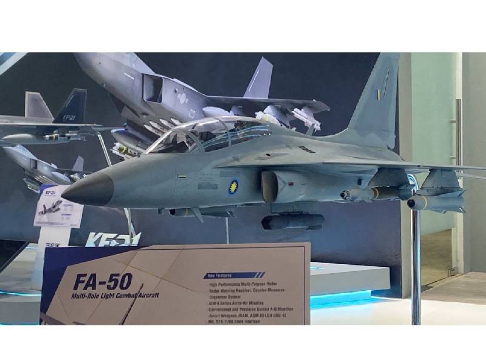Sebanyak 18 unit FA-50 Fighter-Lead-InTrainer/Light Combat Aircraft (FLIT-LCA) yang akan diperolehi TUDM daripada Korea Aerospace Industries, Ltd. (KAI).