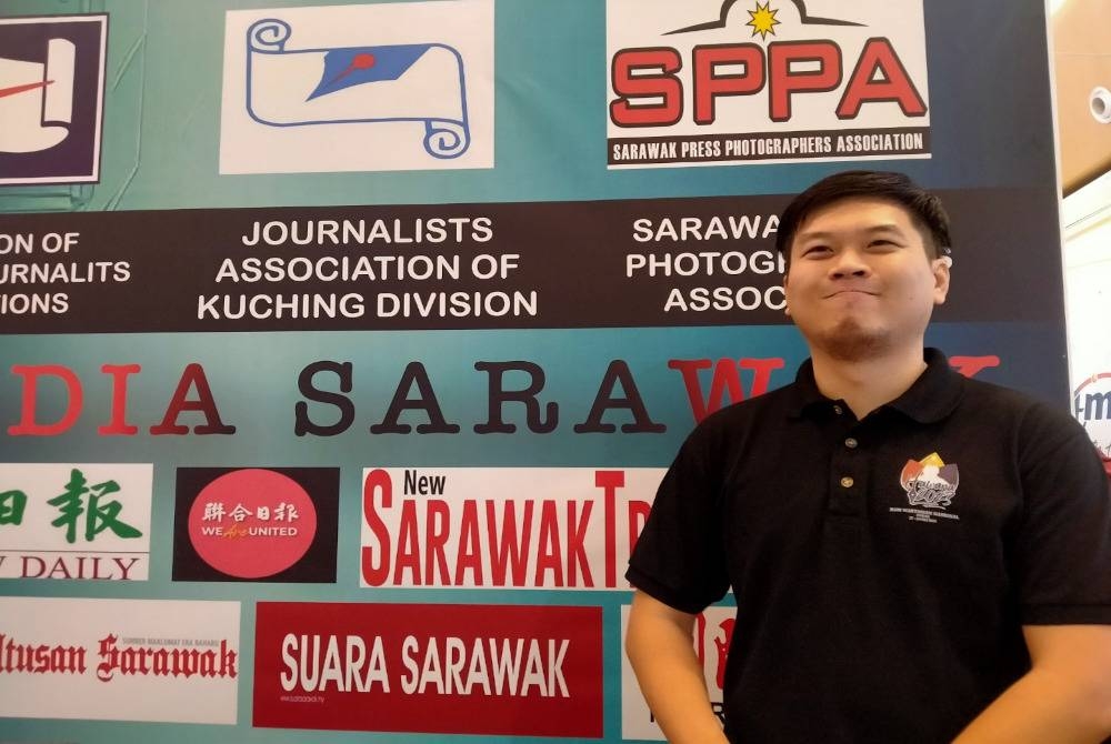 Ronnie a été rencontré dans la salle d'exposition Sarawak Media au Mini Carnival en conjonction avec la Journée nationale des journalistes (Hawana) 2023 au supermarché Mydin Meru Raya Besar ici samedi.