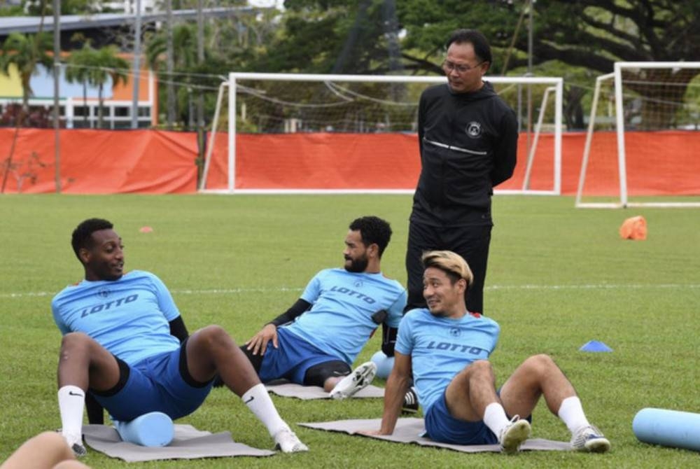 Kim Swee mengakui The Rhinos masih perlu memperbaiki gaya permainan daripada segi bertahan ataupun di bahagian pertahanan. - Foto Bernama
