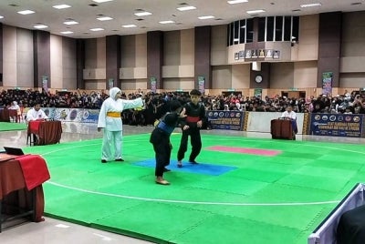 Seramai 550 pesilat Malaysia dan Indonesia berentap dalam Kejuaraan Silat Piala Al Jufferi Kebangsaan dan Antarabangsa Kali Keempat 2023.