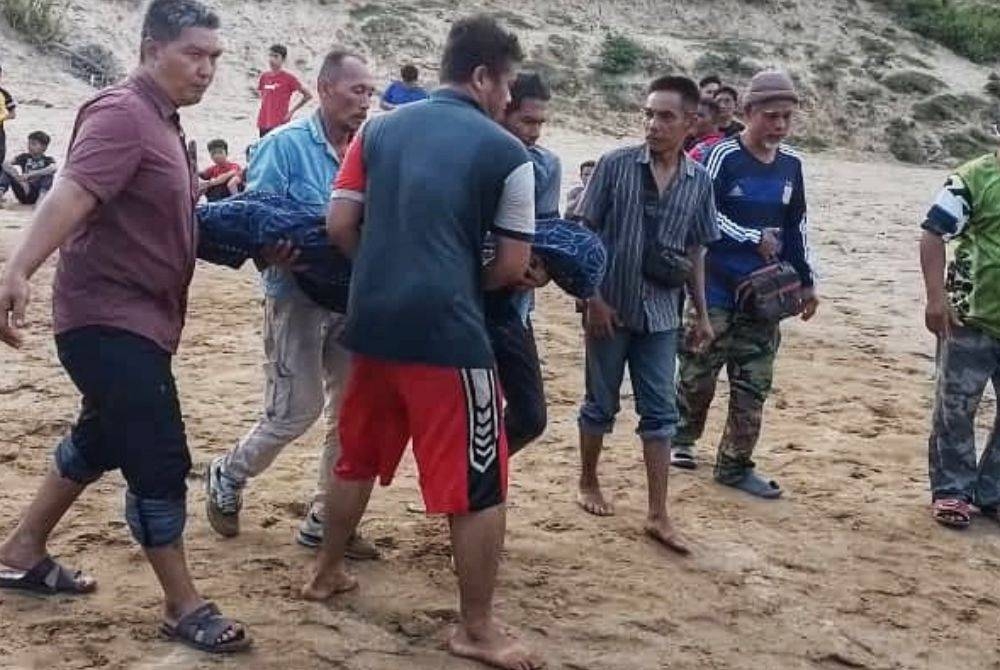 Dua remaja lelaki berusia 13 ditemukan lemas di Sungai Pahang dekat Kampung Batu Embun, Jerantut pada Khamis.Foto: Ihsan JBPM